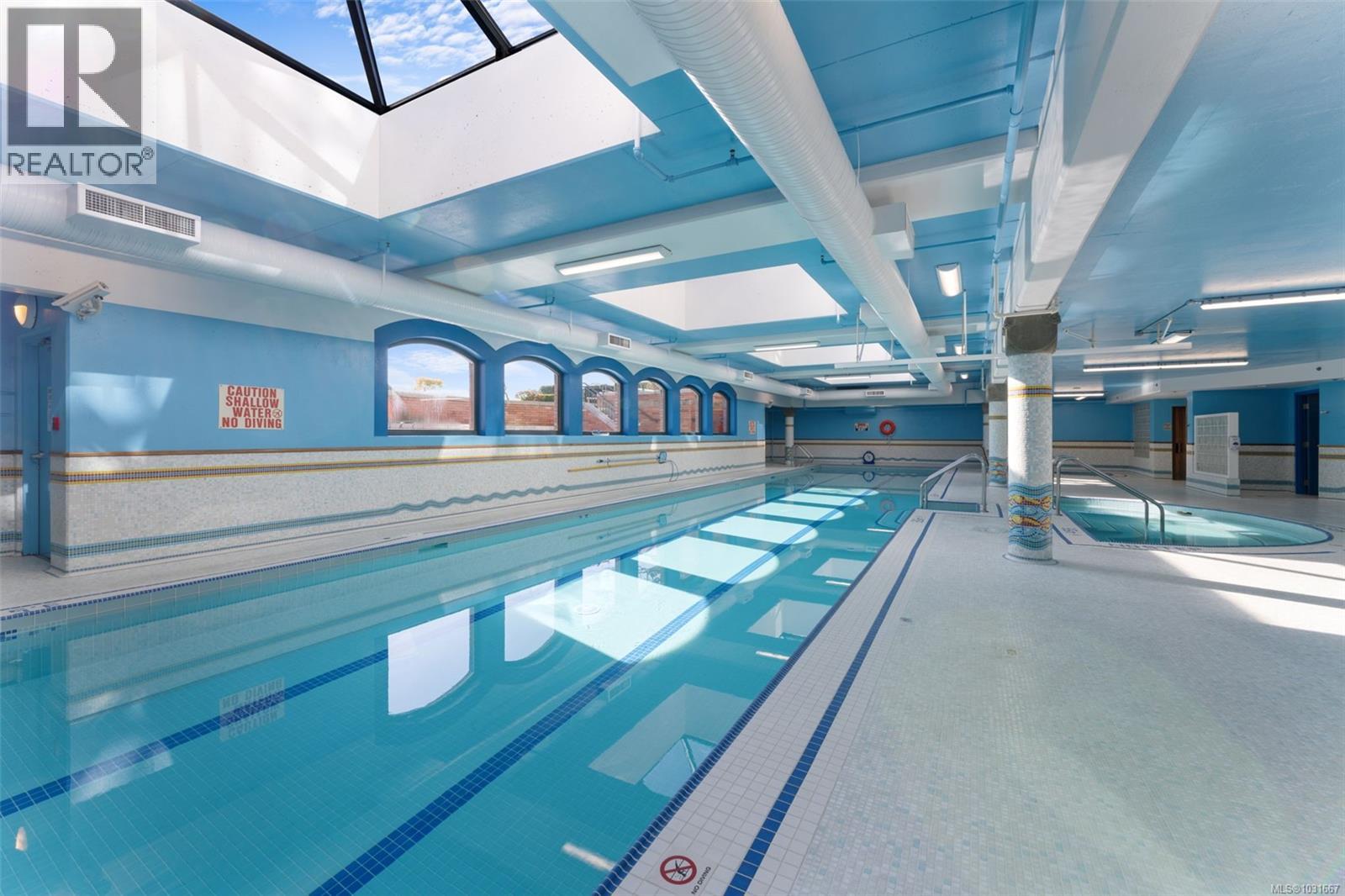 #714 21 DALLAS RD - 27