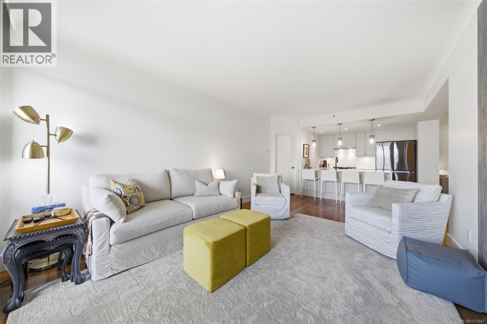 #714 21 DALLAS RD - 9