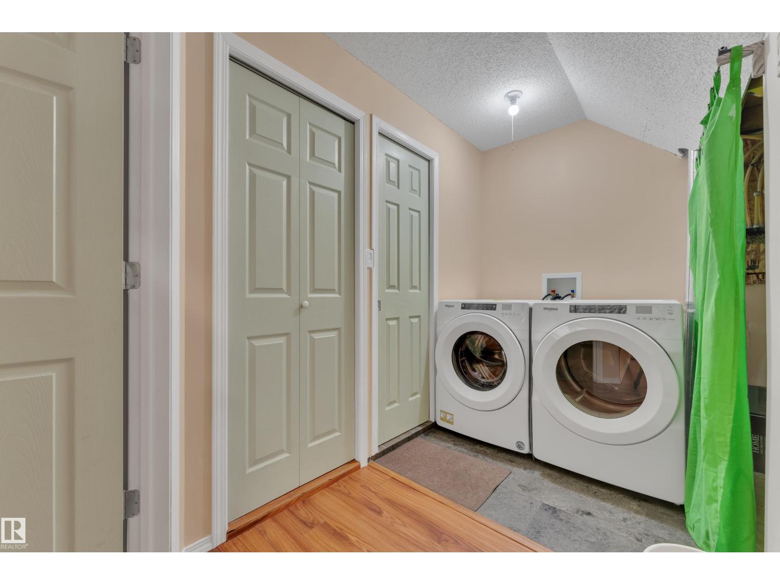 6017 213 ST NW - 38