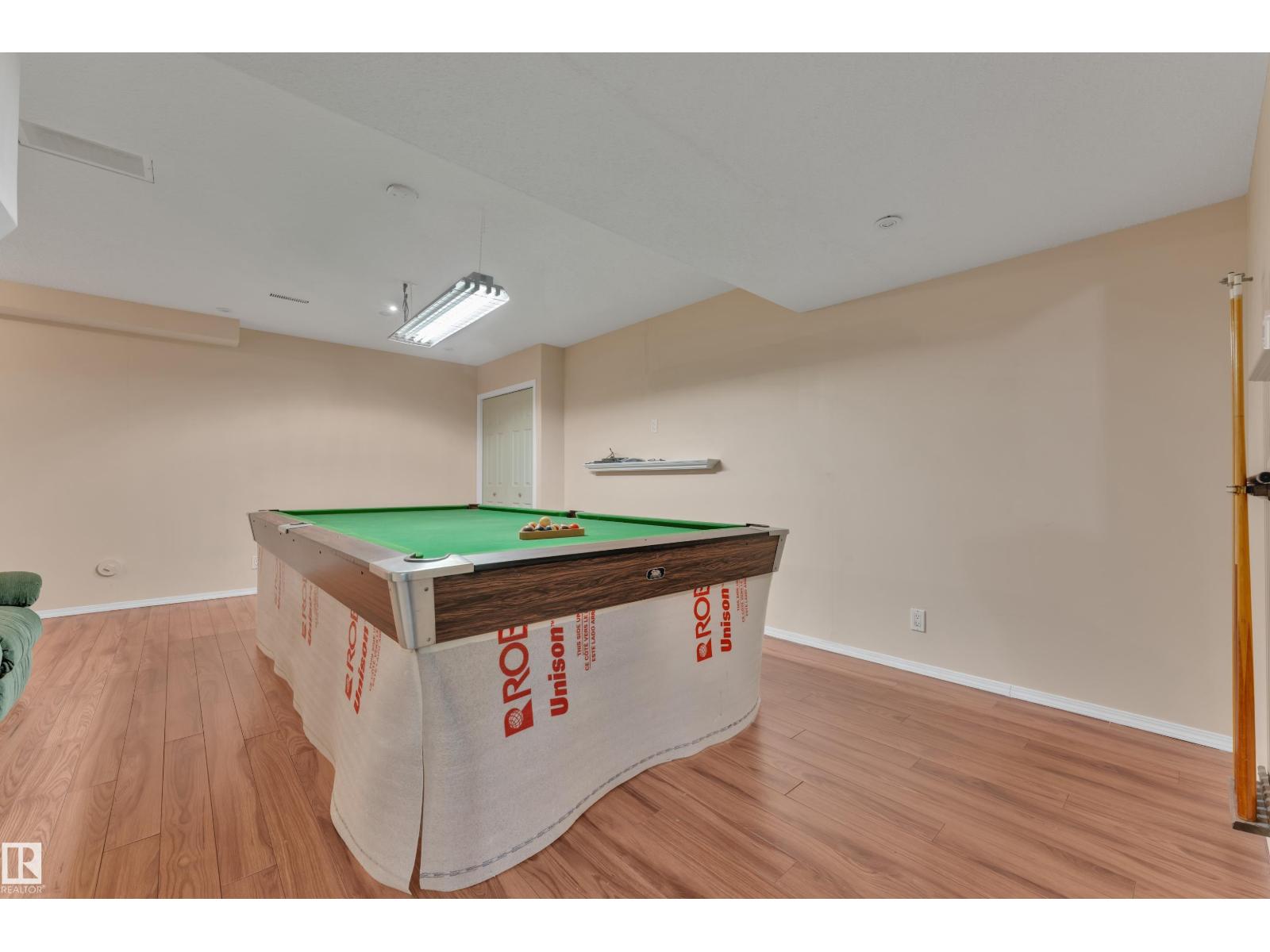 6017 213 ST NW - 40