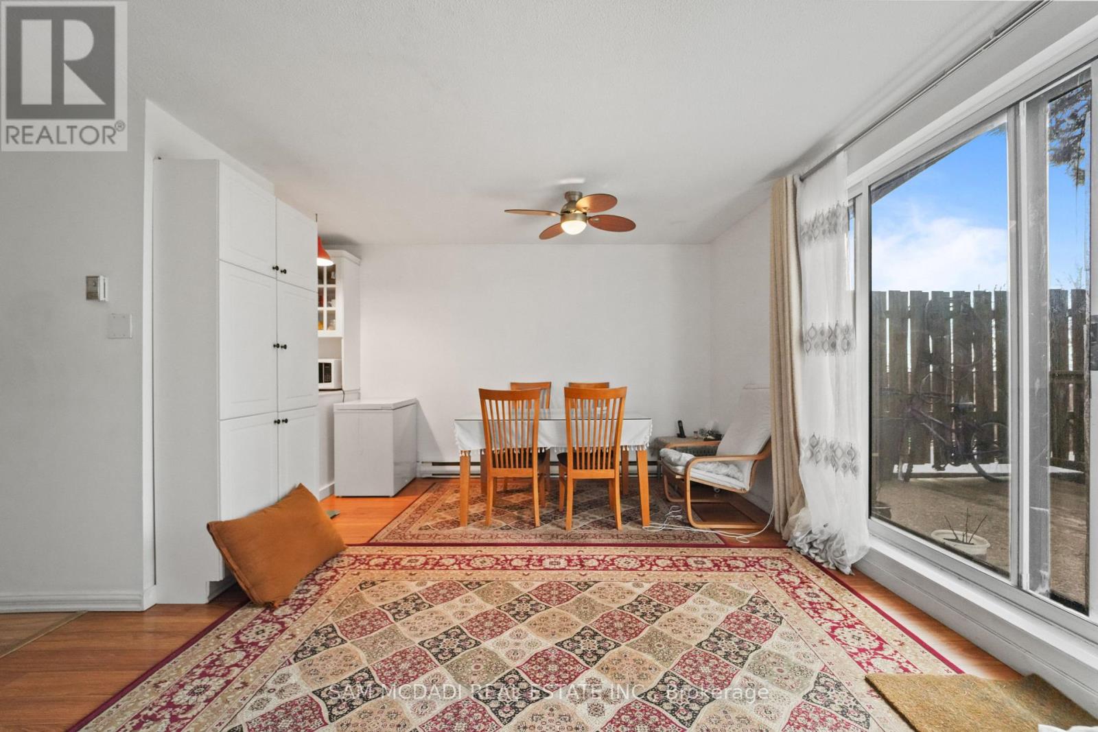 #112 1050 FALGARWOOD DRIVE - 5