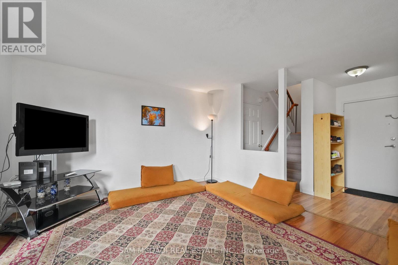 #112 1050 FALGARWOOD DRIVE - 9