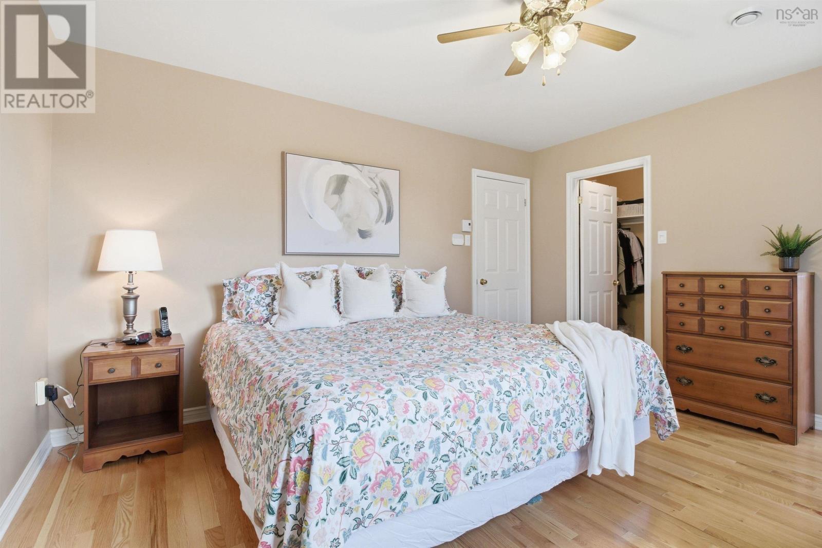 Property 19 of 41 of 270 Ridgevale Drive