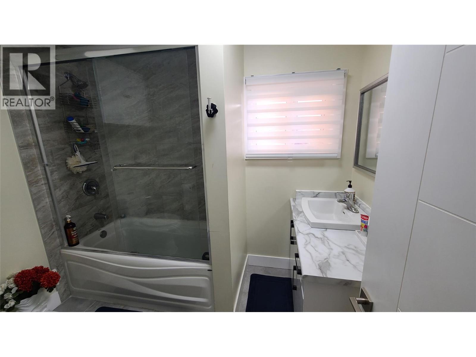  6488 Wolfcub Place Place, Oliver