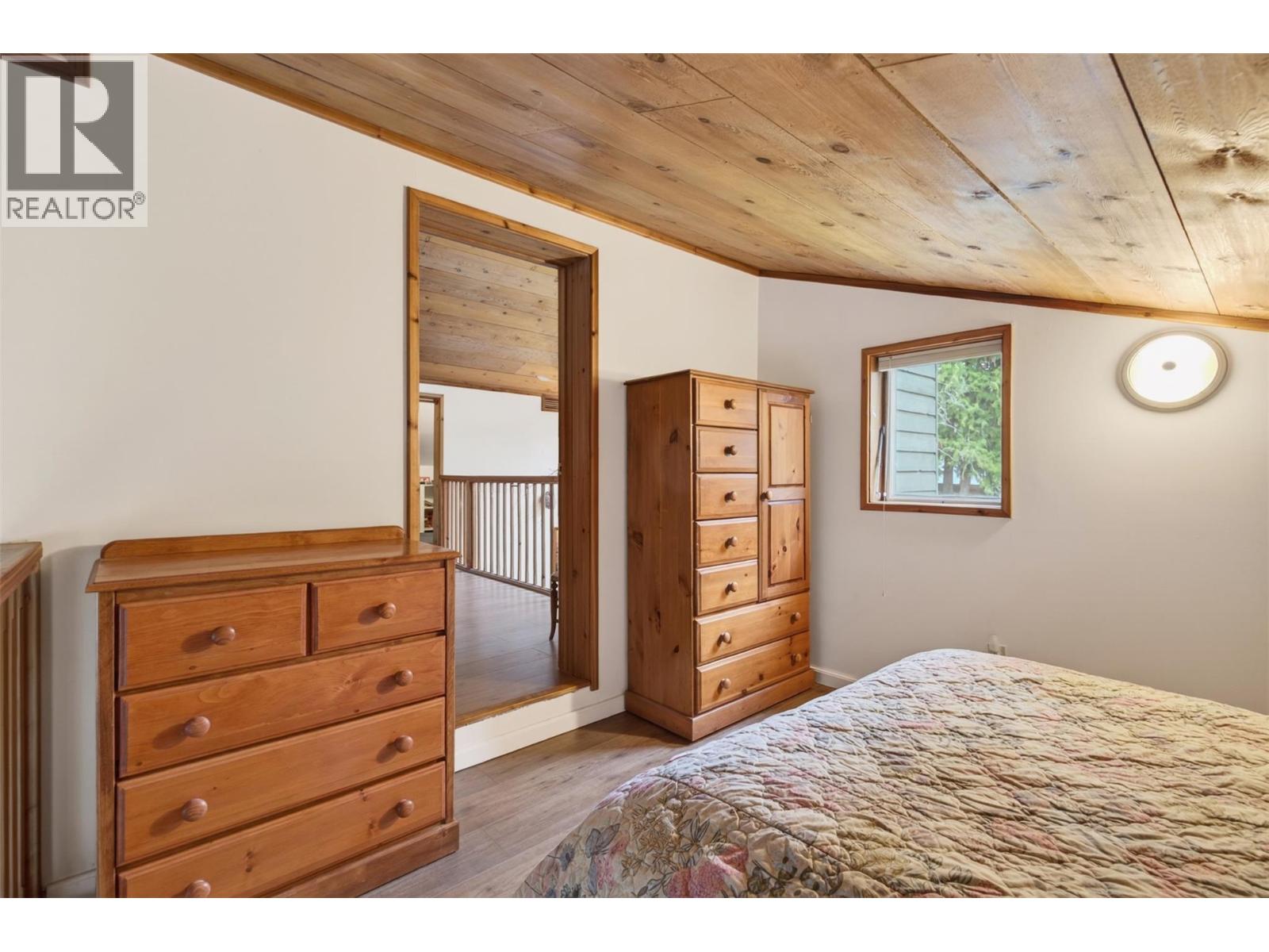 7465 SQUILAX-ANGLEMONT ROAD - 21