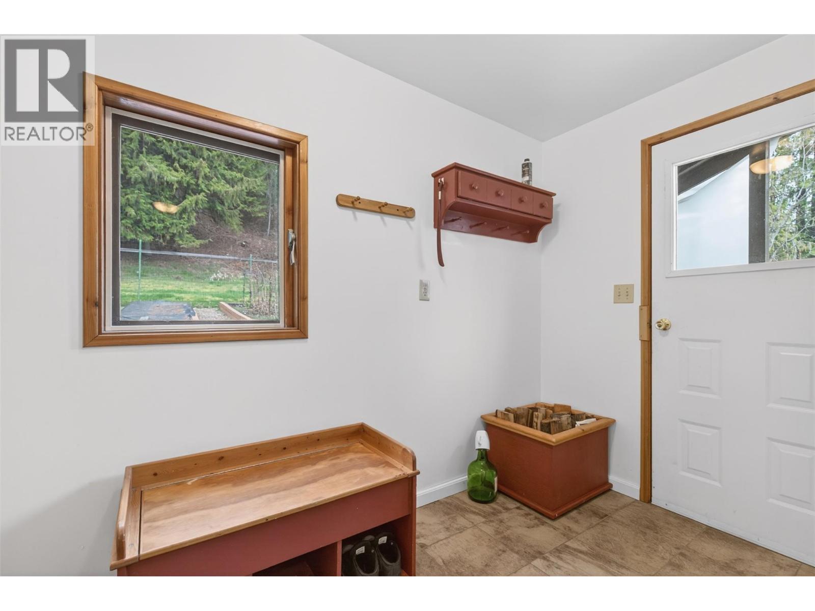 7465 SQUILAX-ANGLEMONT ROAD - 7