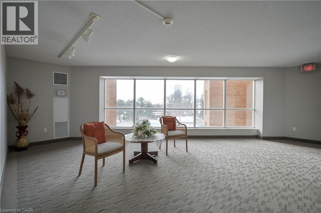 #302 1414 KING Street E - 22