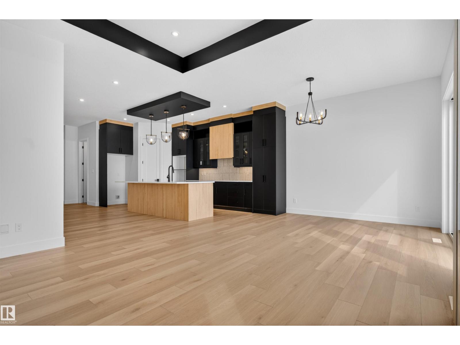 27 ROSEWOOD WY, St. Albert