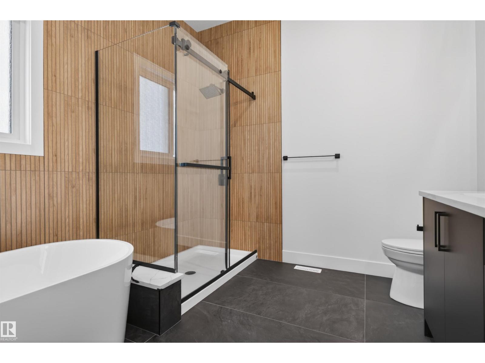 27 ROSEWOOD WY, St. Albert