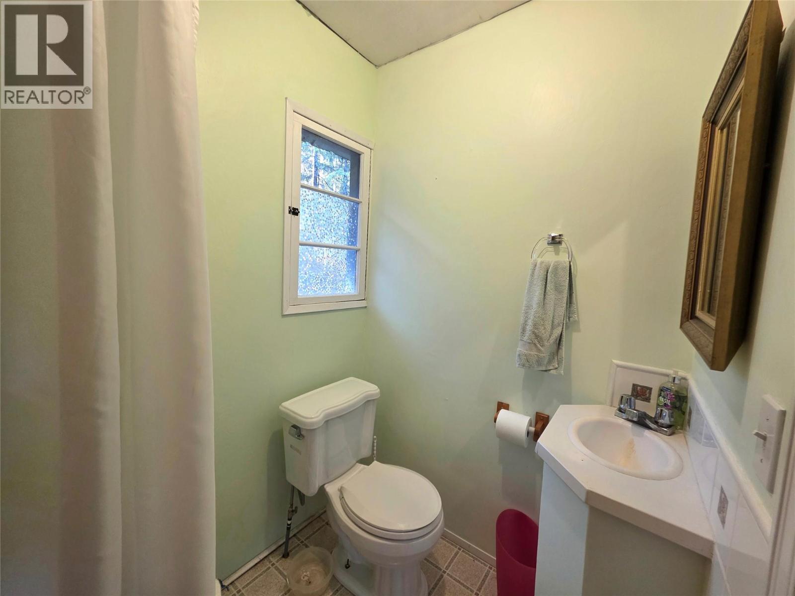 6453 PINAUS LAKE ROAD - 43