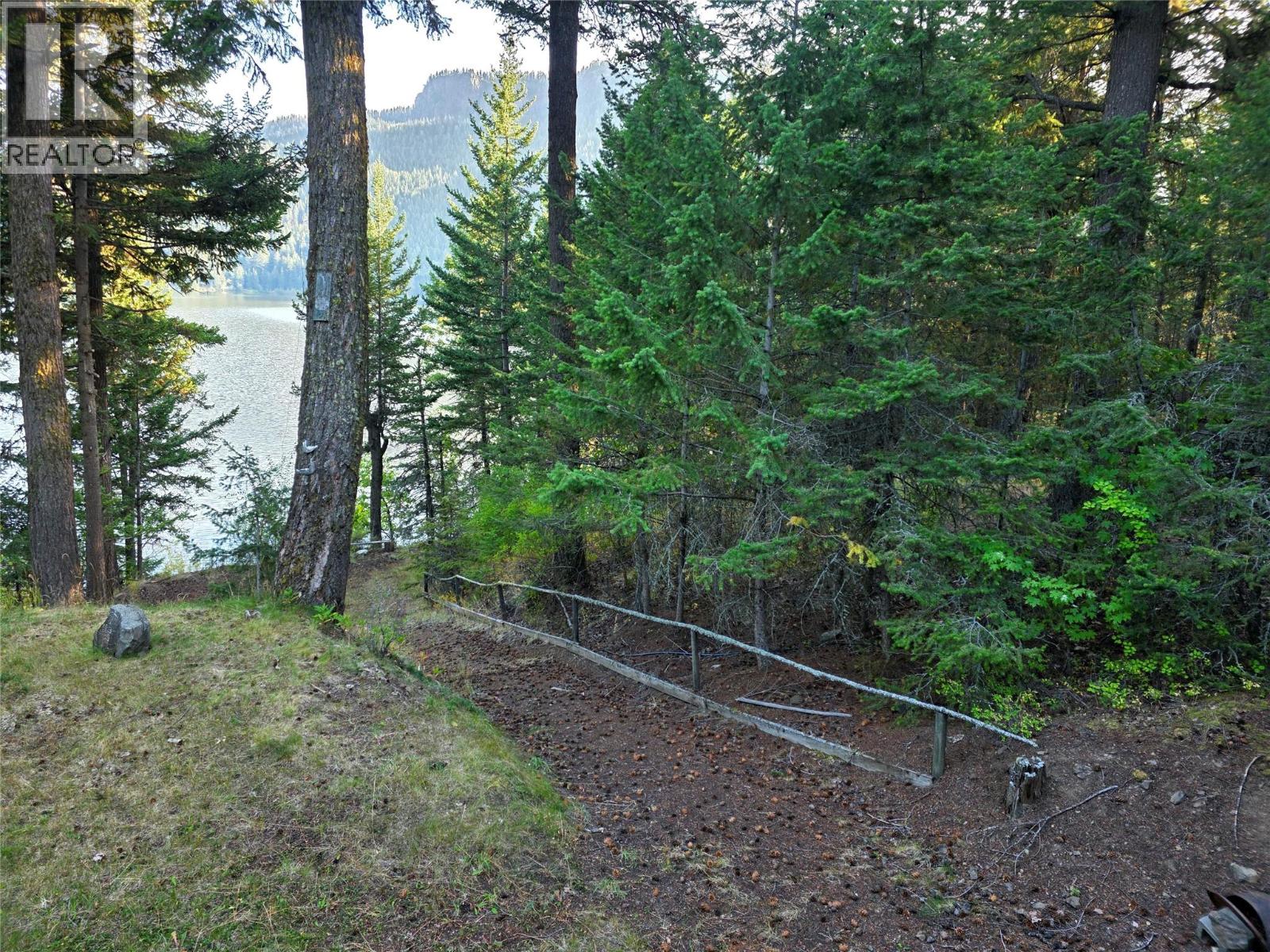 6453 PINAUS LAKE ROAD - 28