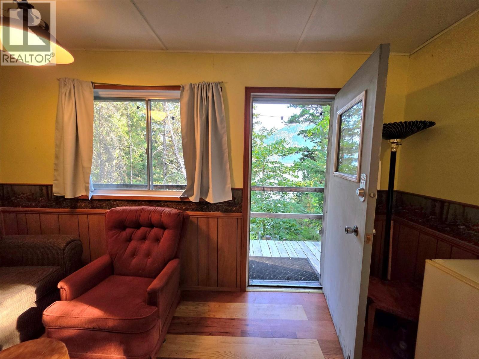 6453 PINAUS LAKE ROAD - 41