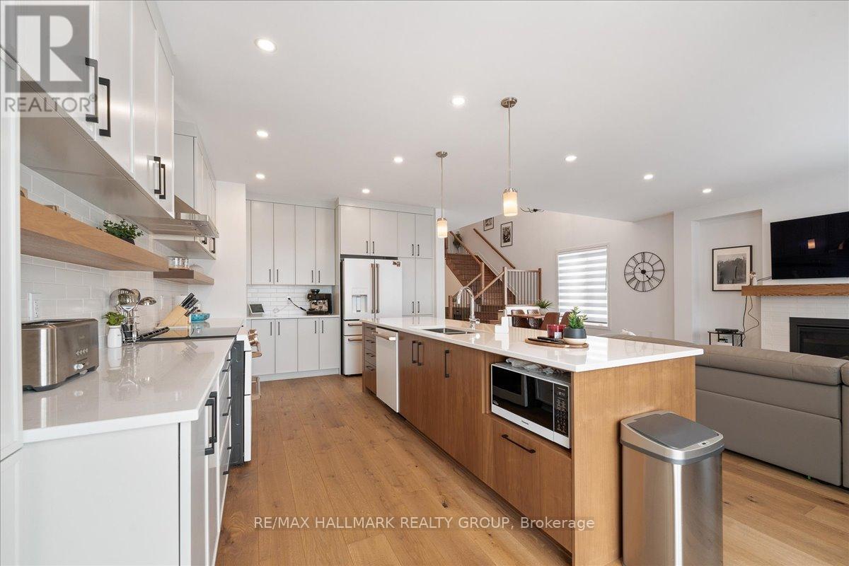 6461 RENAUD ROAD - 12