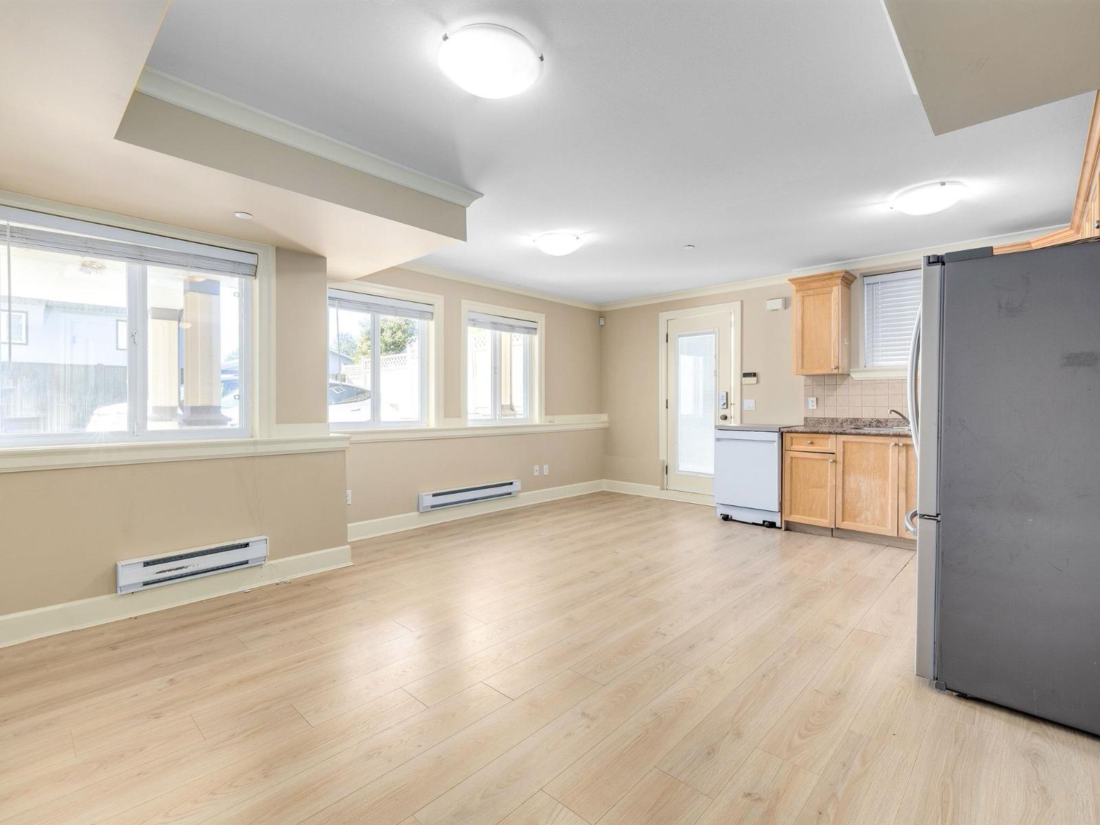 15354 ROYAL AVENUE, White Rock