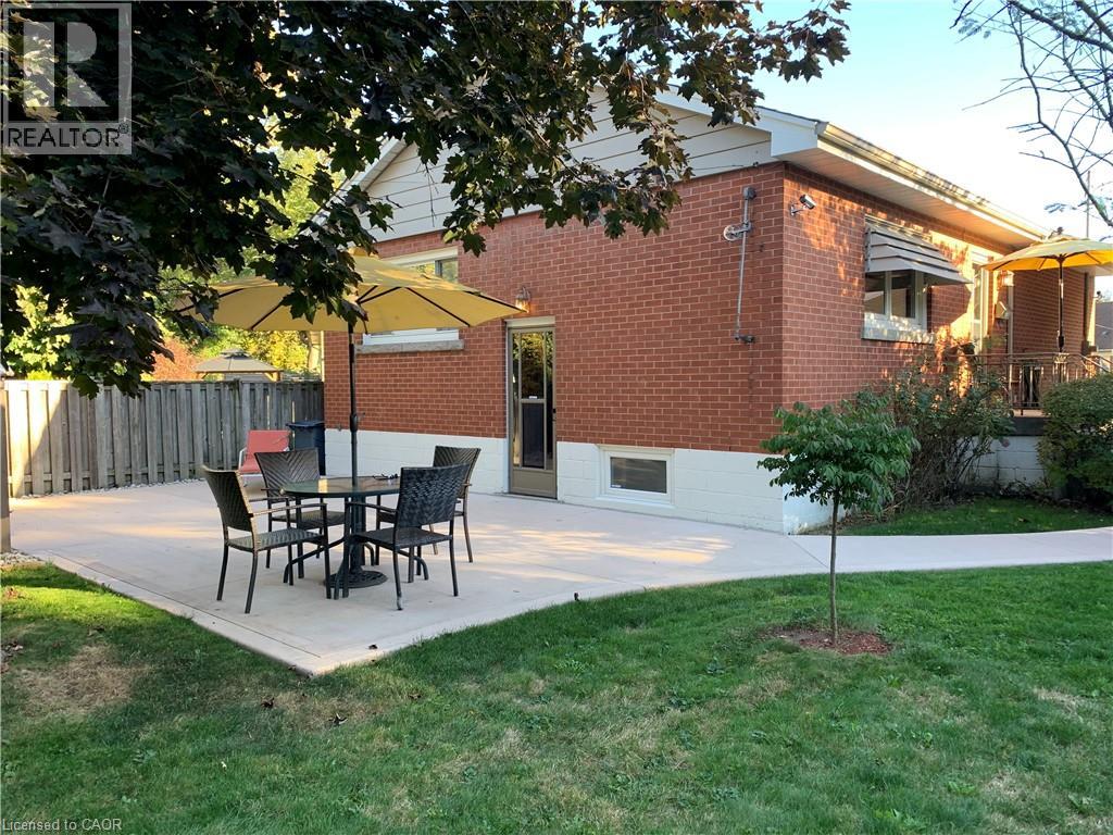 23 PERCY Court - 20