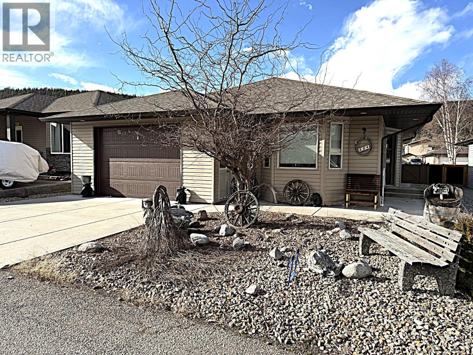 494 KINGFISHER AVENUE - 50