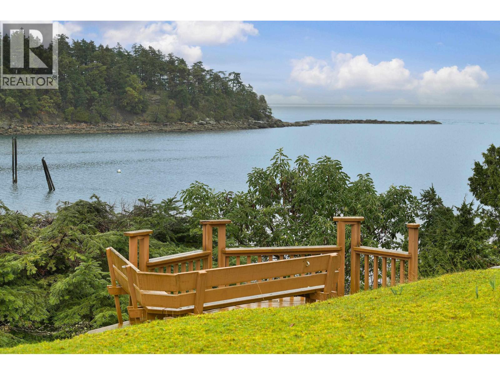 506 ARBUTUS DRIVE, Mayne Island