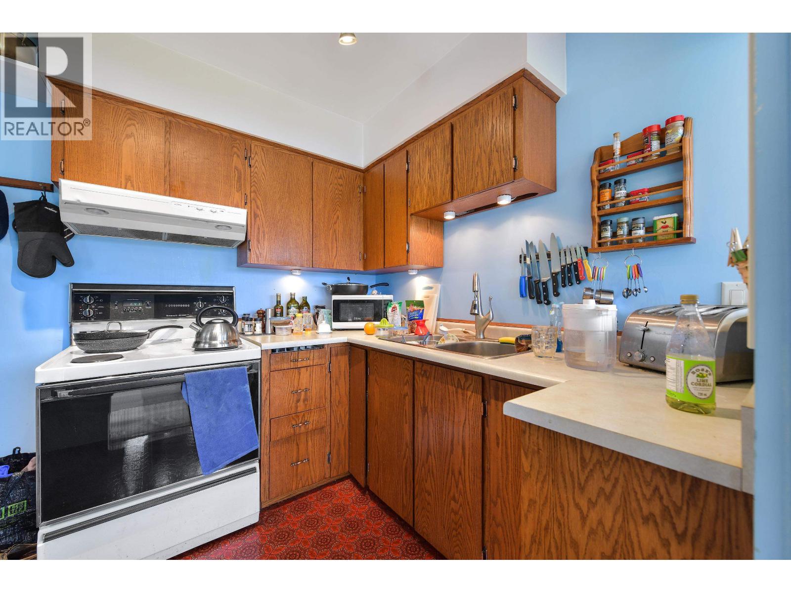 506 ARBUTUS DRIVE, Mayne Island