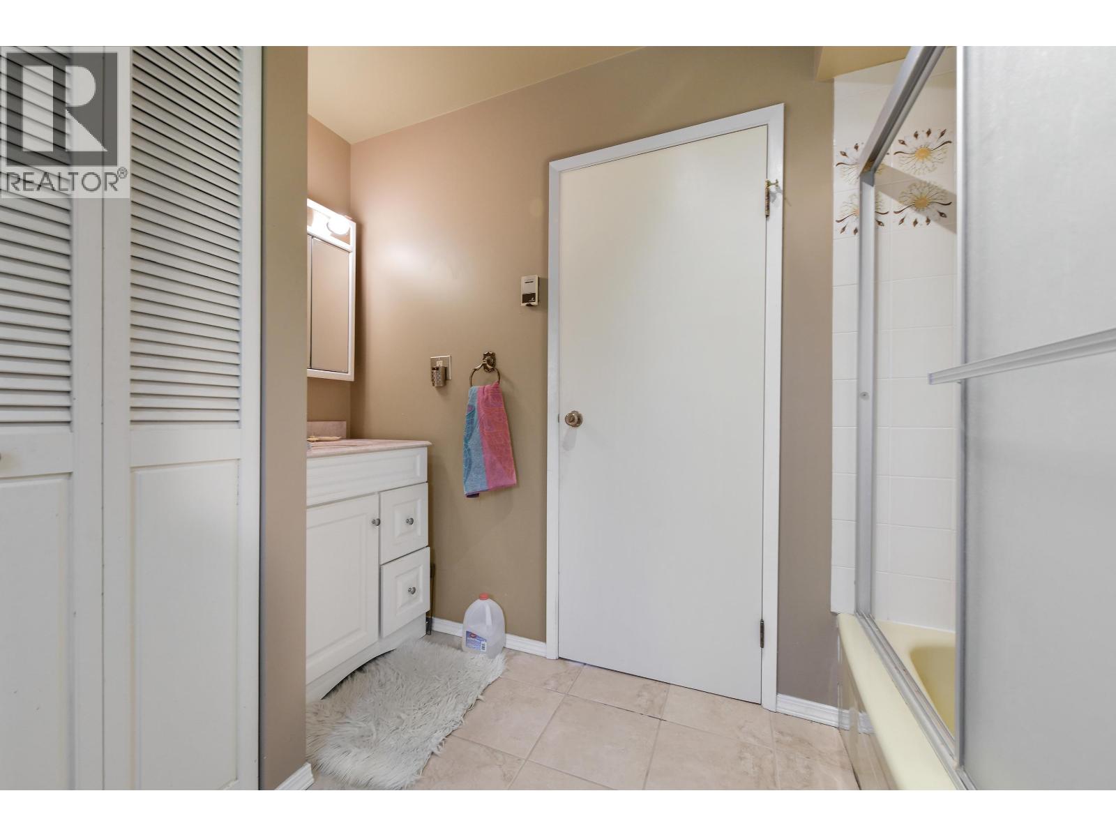 506 ARBUTUS DRIVE, Mayne Island