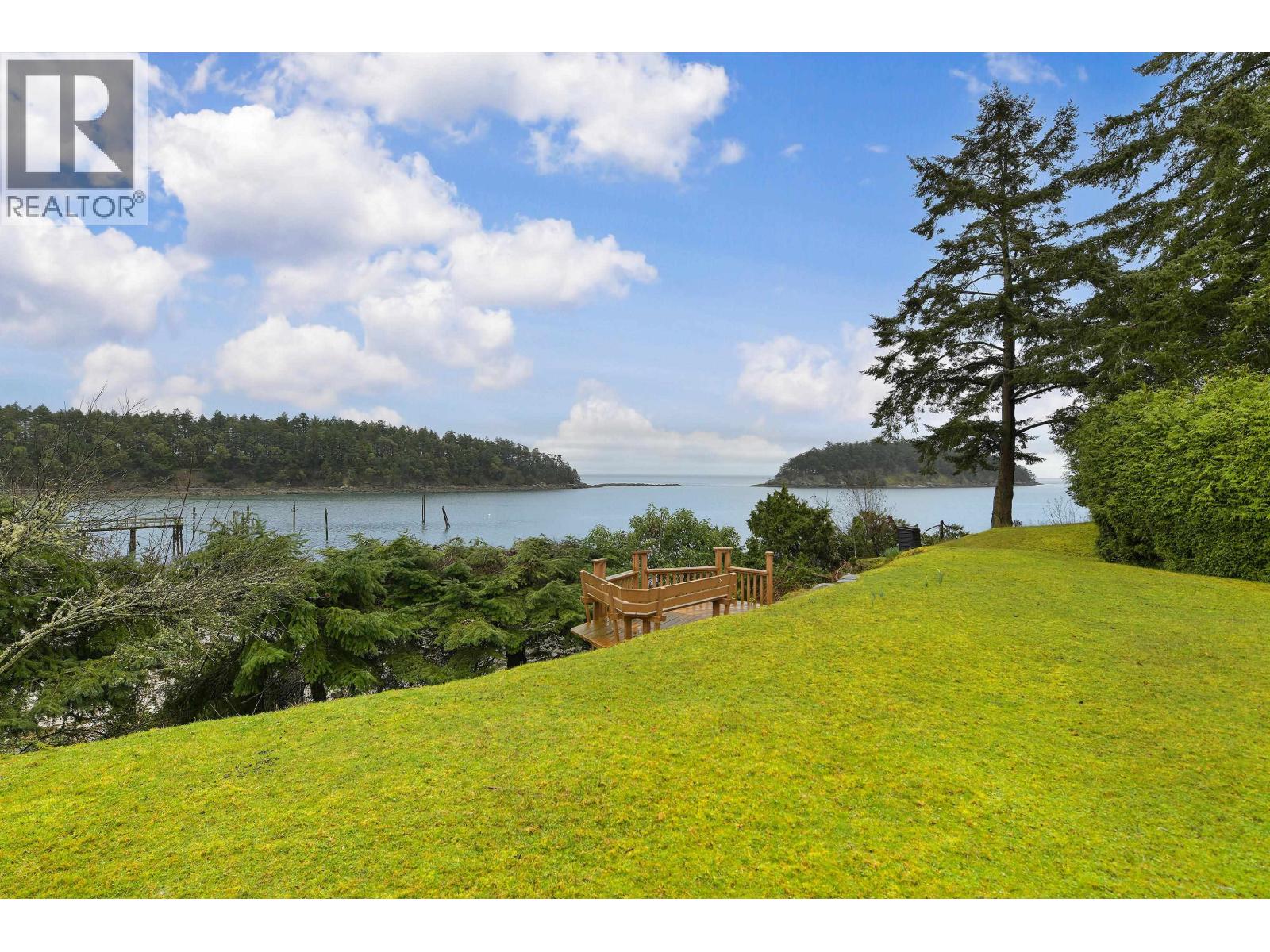 506 ARBUTUS DRIVE, Mayne Island