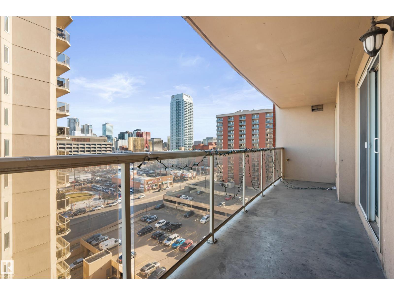 #1102 10909 103 AV NW - 30