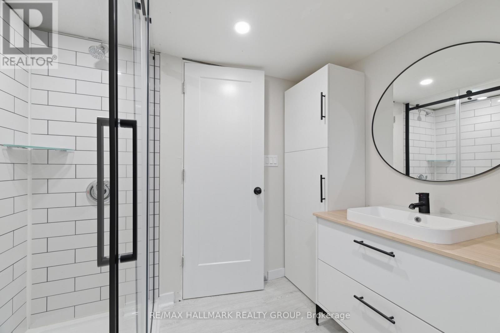1114 BAYVIEW DRIVE - 18