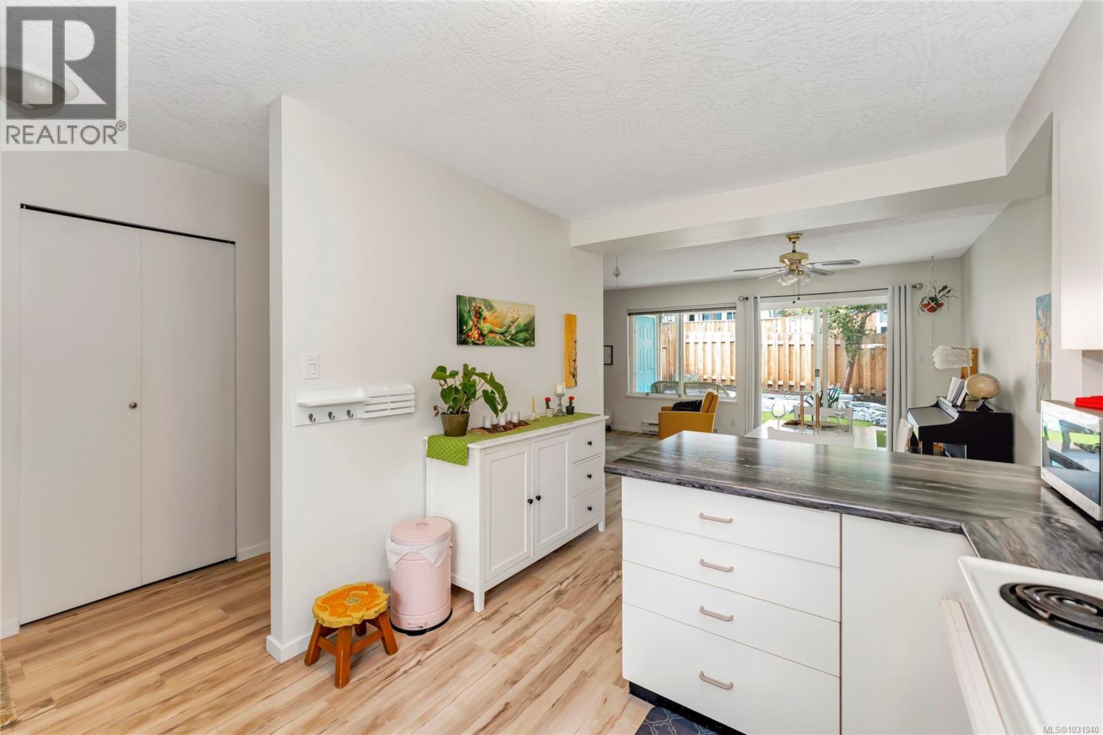 #7 3242 COWICHAN LAKE RD - 8