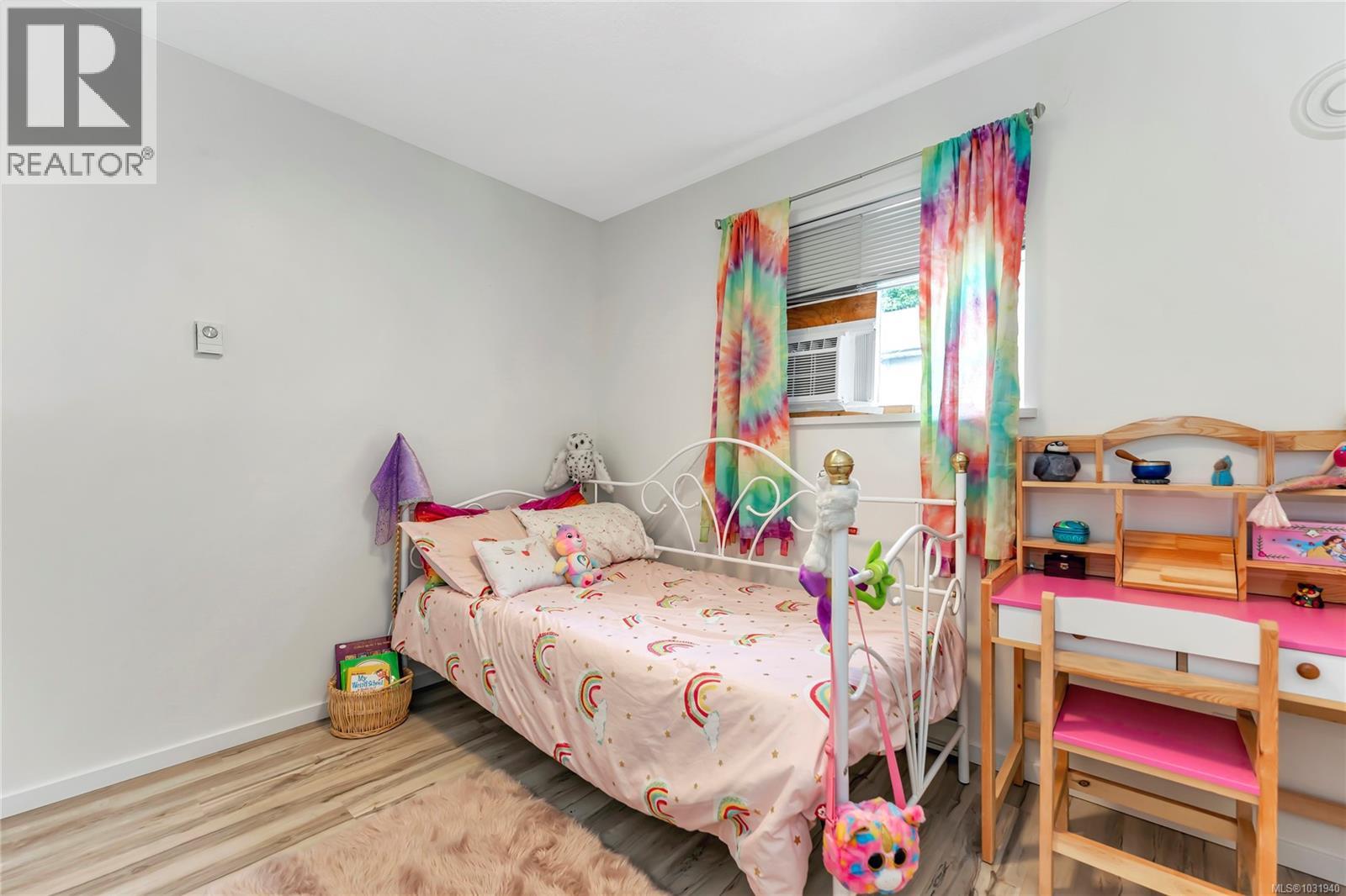 #7 3242 COWICHAN LAKE RD - 24