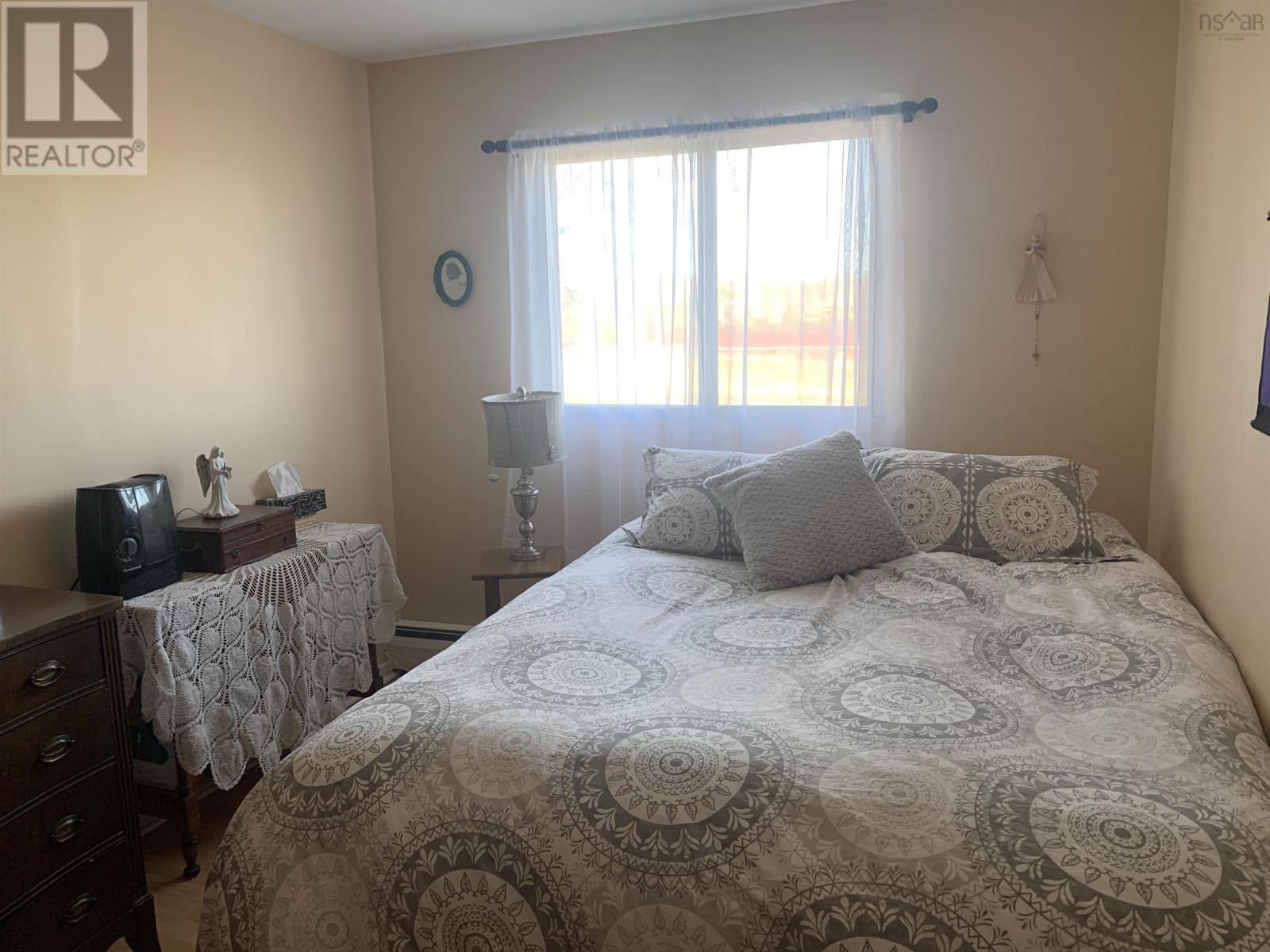 Property 10 of 41 of 1011 Burgess Crescent