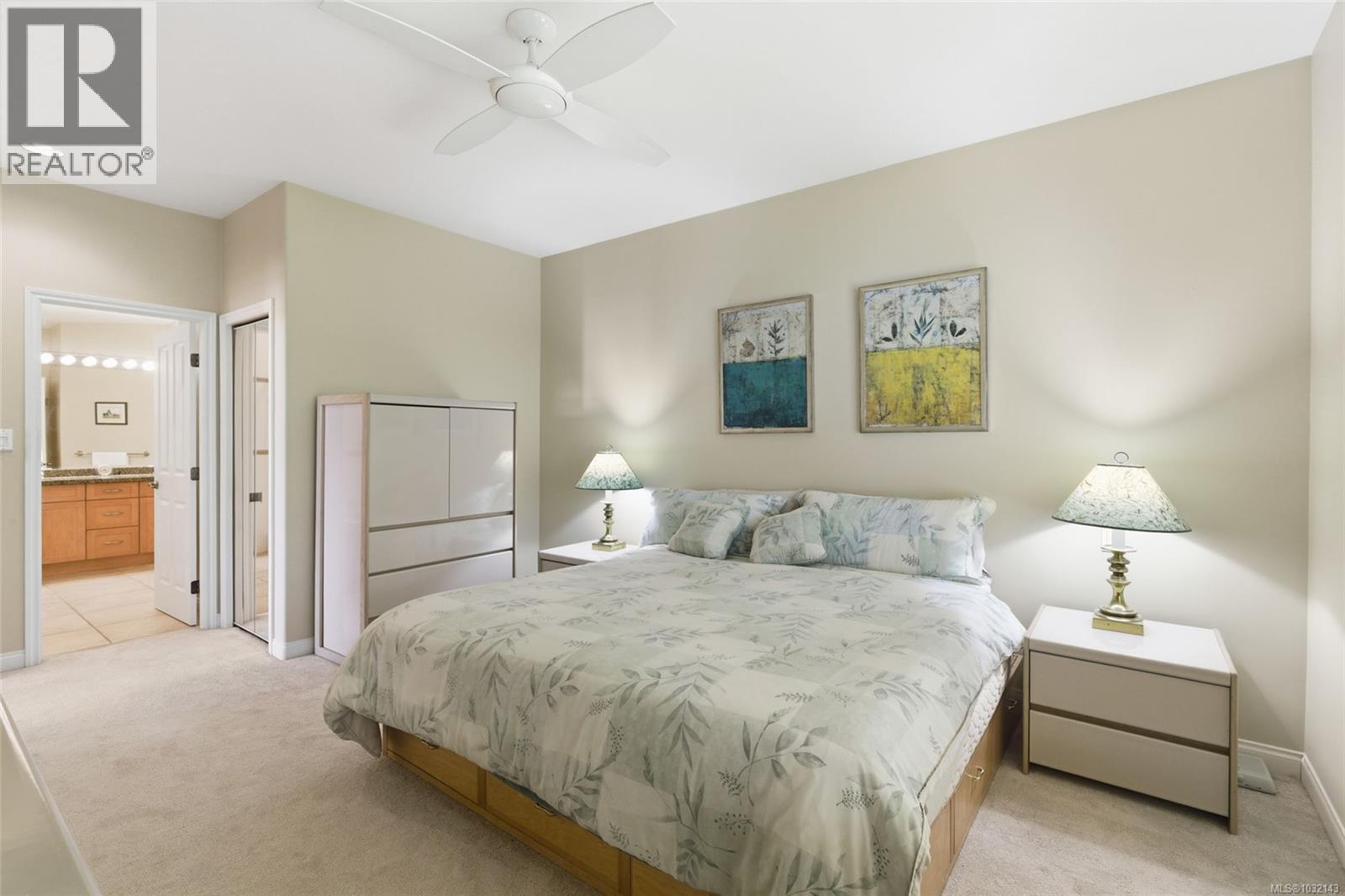 1377 Cape Cod Dr - 24