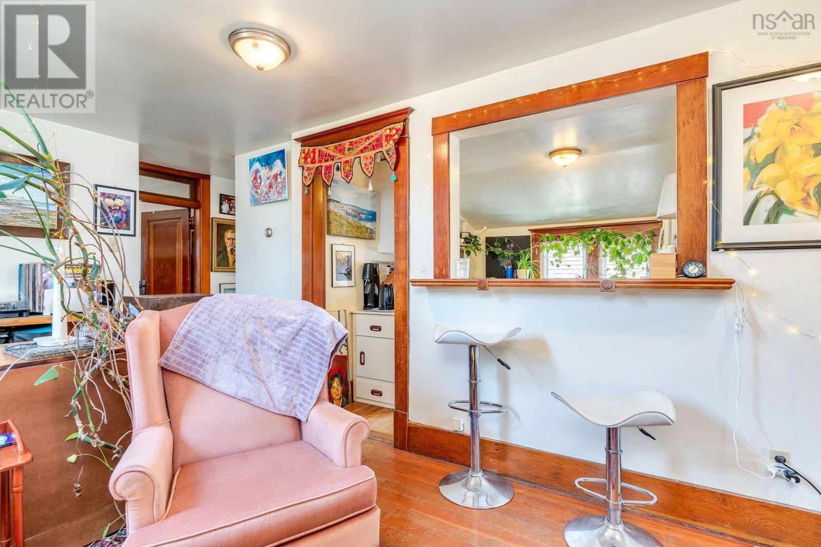 Property 33 of 45 of 6030/6032 Cherry Street