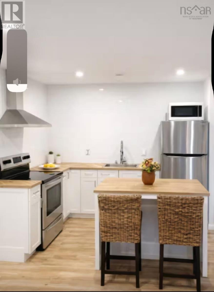 Property 32 of 42 of 107 Amelinda Crescent, 105 Amelinda Crescent