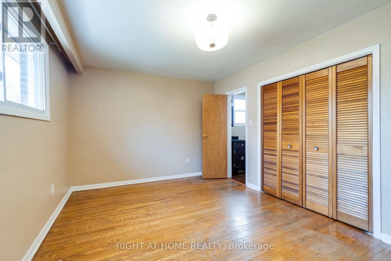 109 REXWAY DRIVE - 17