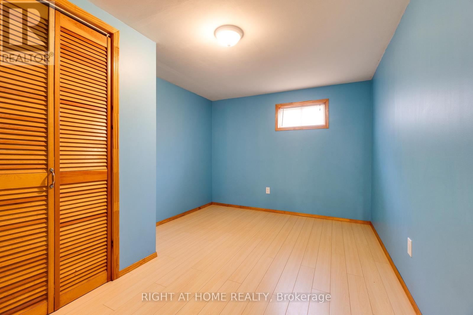 109 REXWAY DRIVE - 27