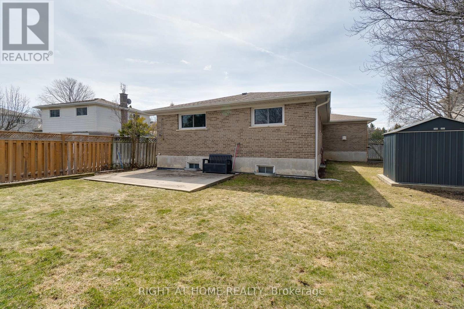 109 REXWAY DRIVE - 3