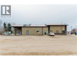 401 Centre Street, Regina Beach, SK S0G4C0 Photo 8