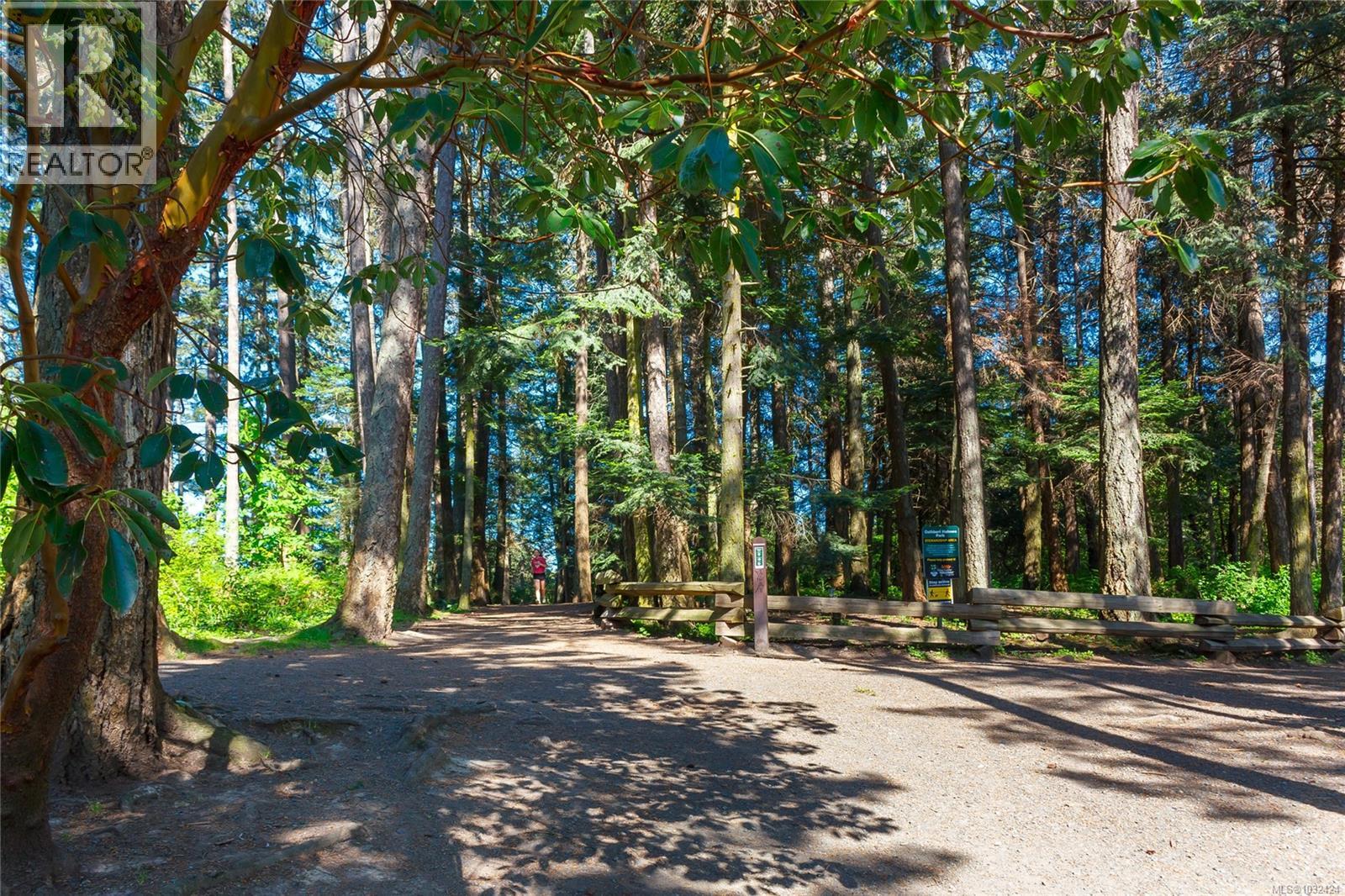  3040 Dysart Road, Saanich