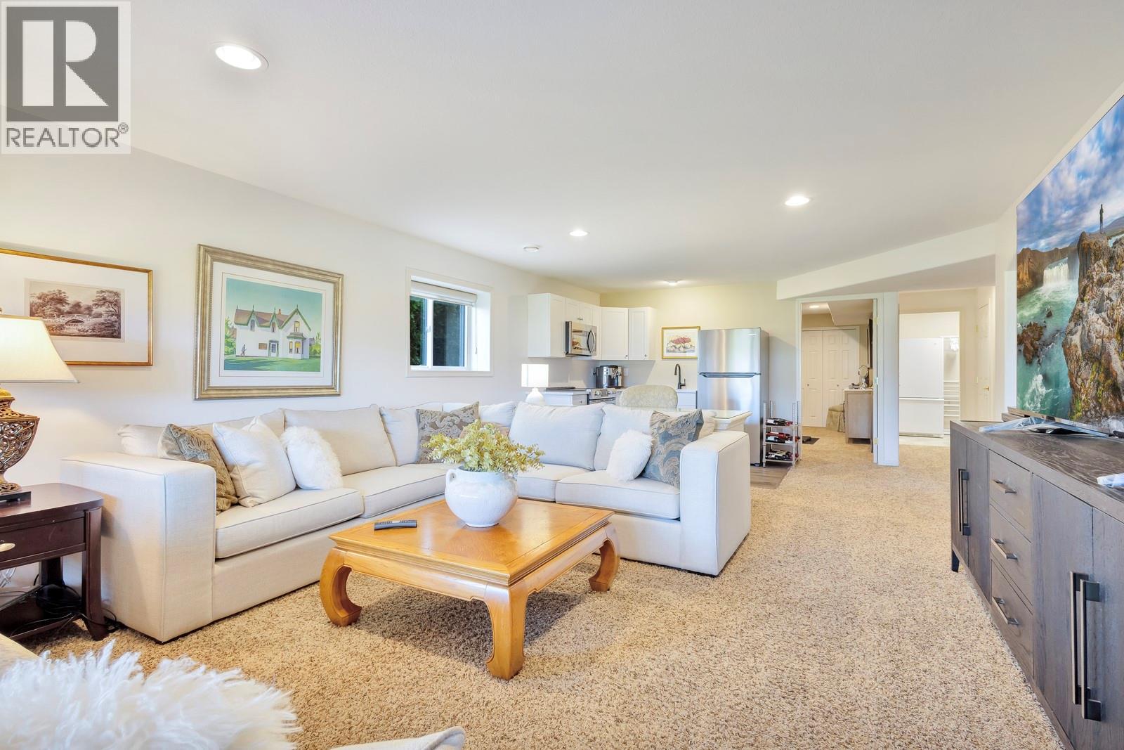  3482 Ridge Boulevard, West Kelowna