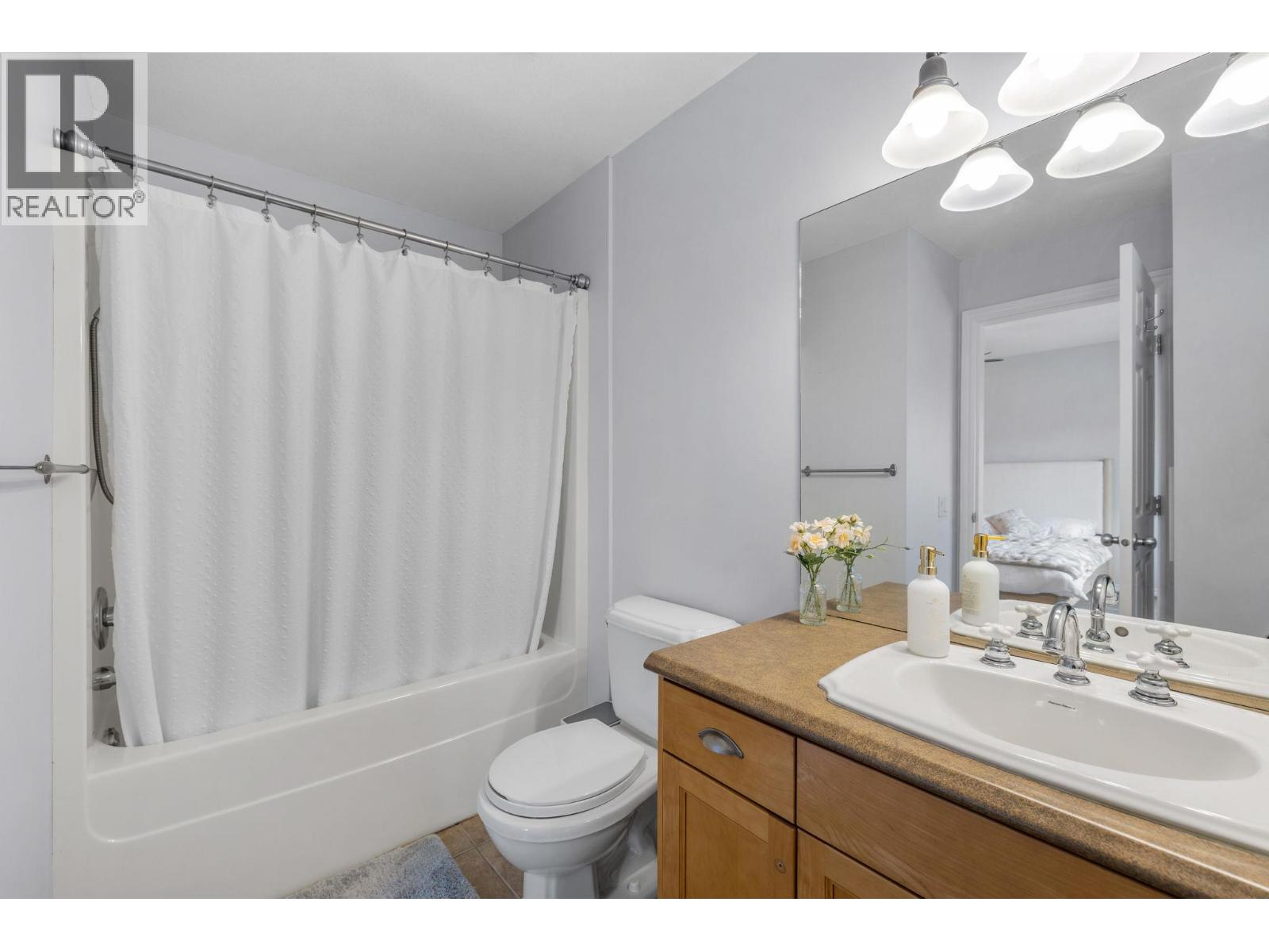 6 380 Providence Avenue, Kelowna