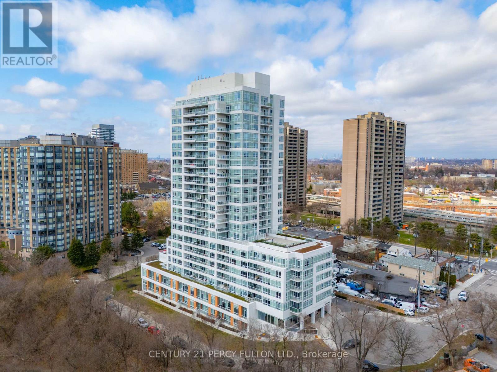 1704 - 10 WILBY CRESCENT — photo 34