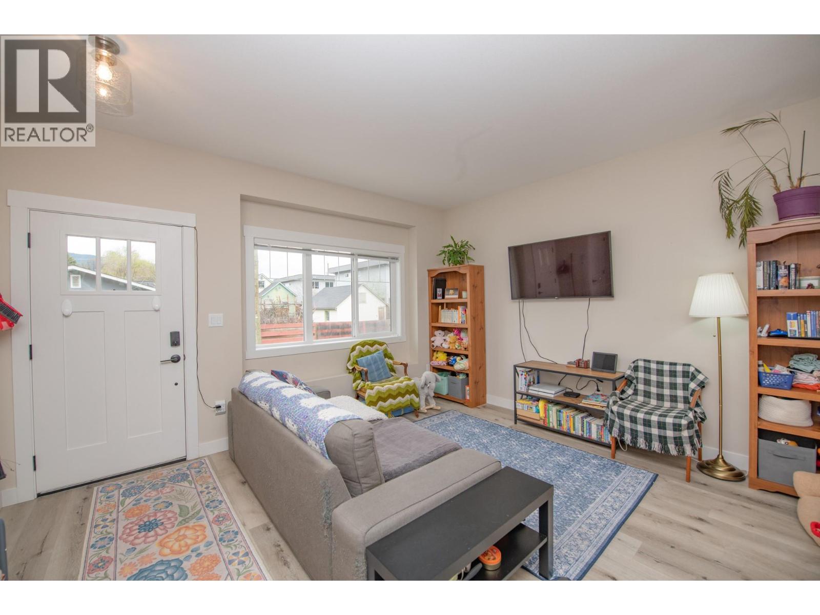 #103 4002 30 AVENUE - 13