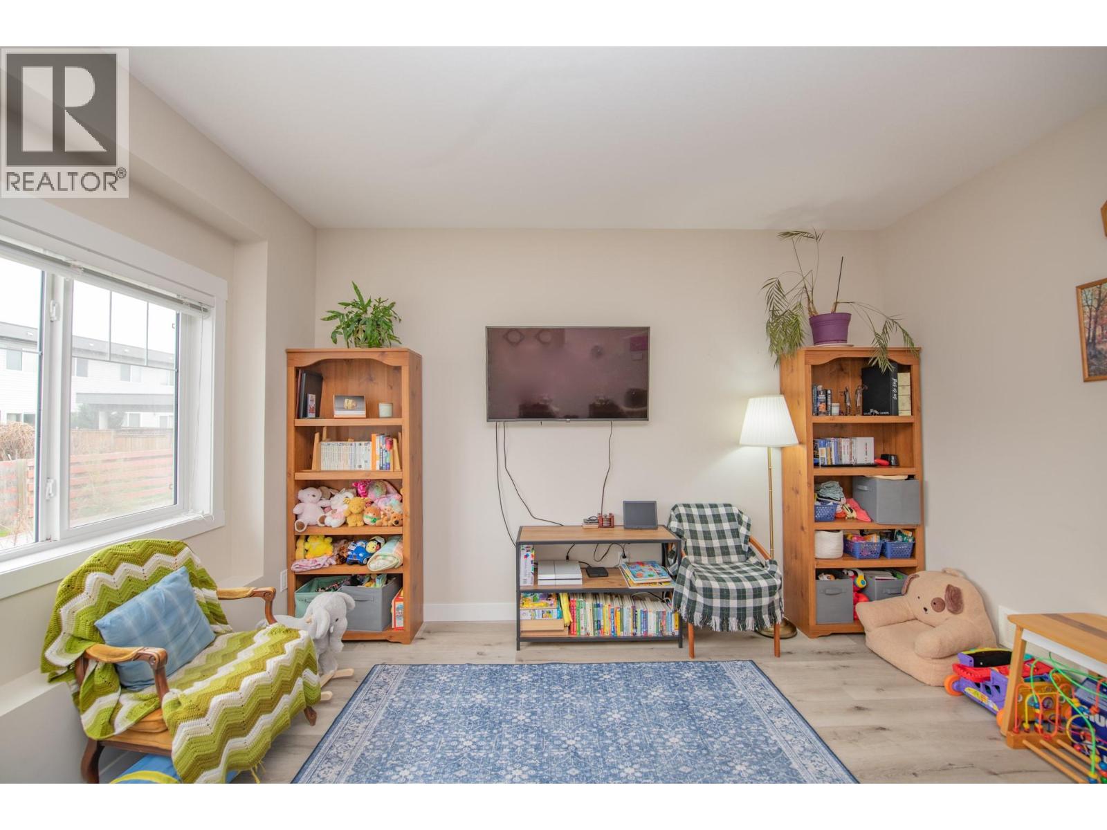 #103 4002 30 AVENUE - 19