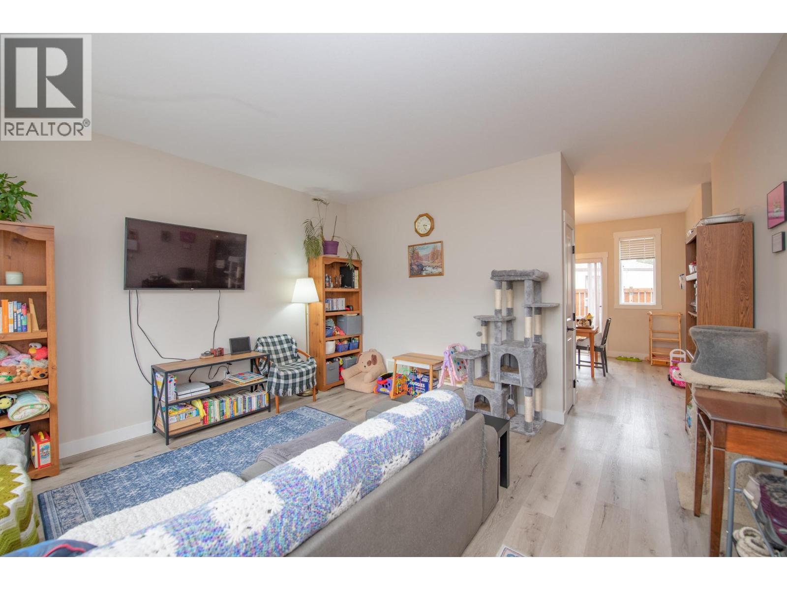 #103 4002 30 AVENUE - 20