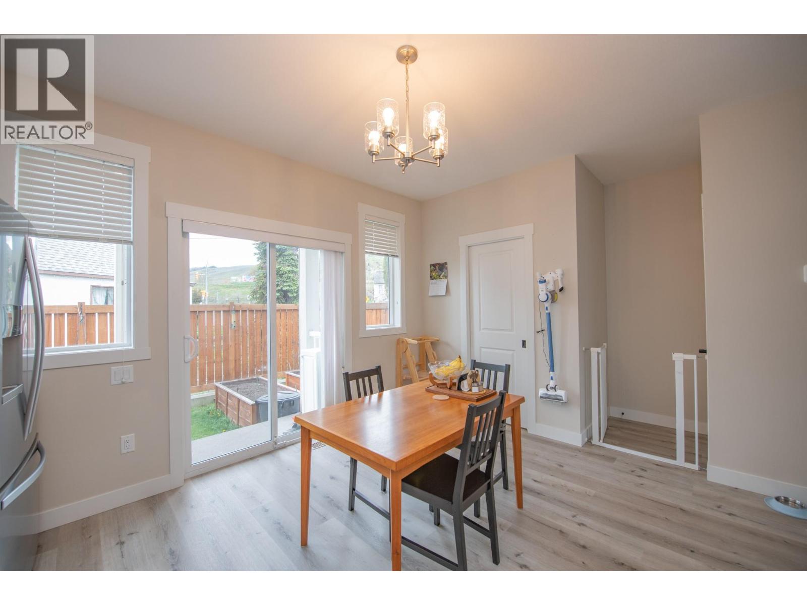 #103 4002 30 AVENUE - 7