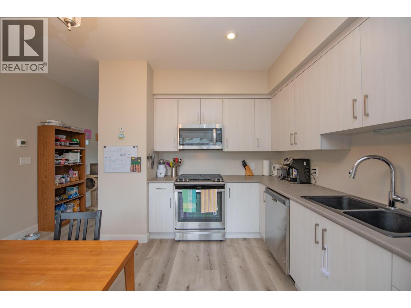 #103 4002 30 AVENUE - 5