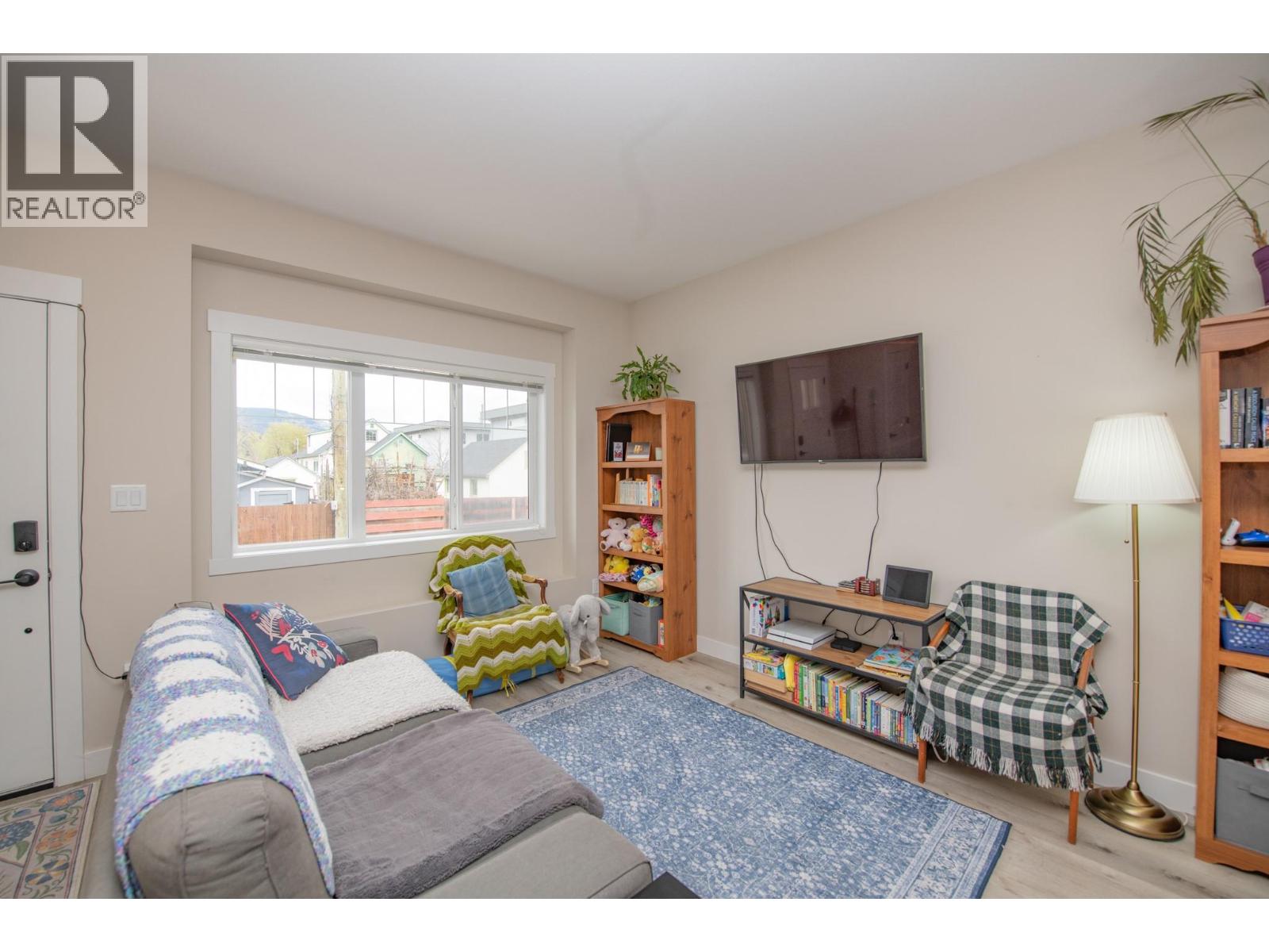 #103 4002 30 AVENUE - 15