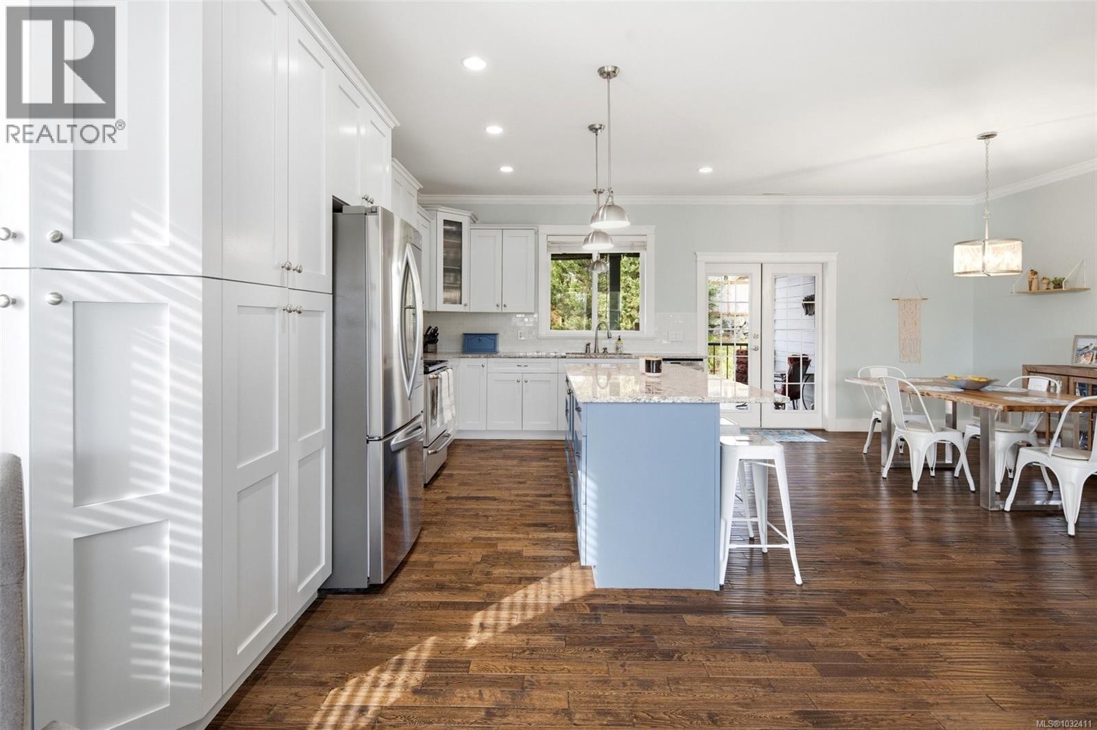 2272 FRENCH RD N - 28