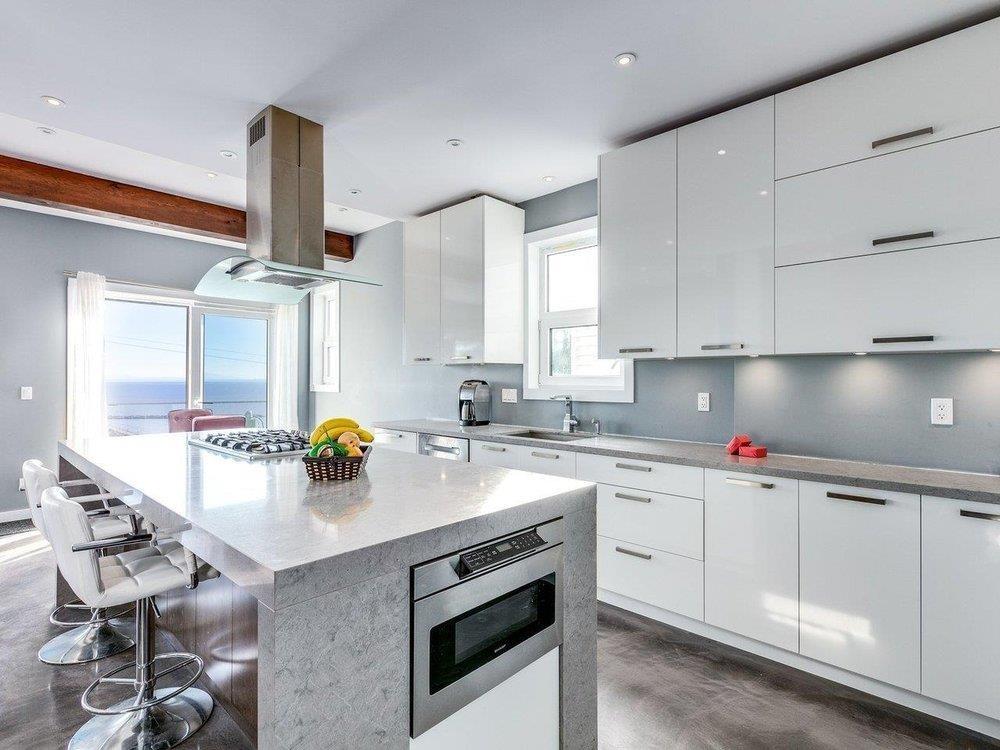 15061 VICTORIA AVENUE, White Rock