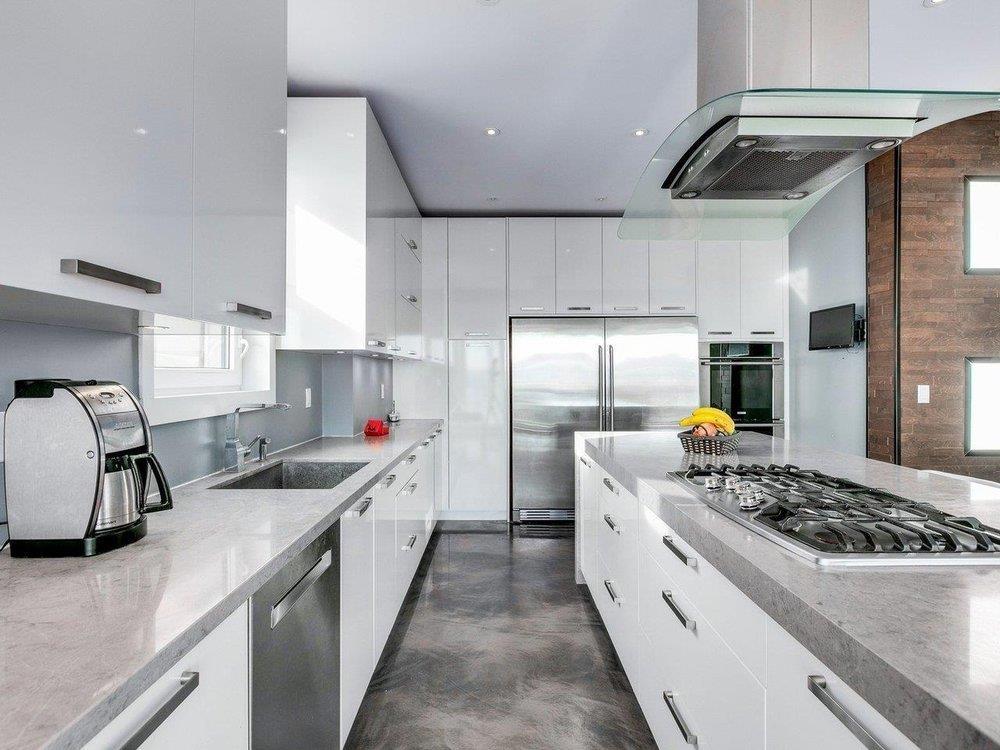 15061 VICTORIA AVENUE, White Rock