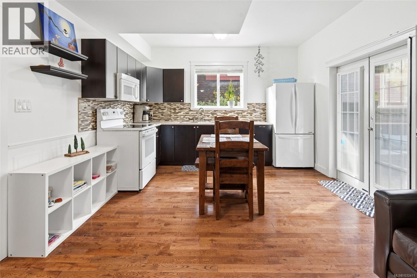 2272 FRENCH RD N - 49